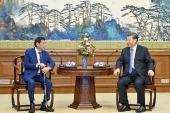 習近平国家主席がフィリピンのドゥテルテ前大統領と会談